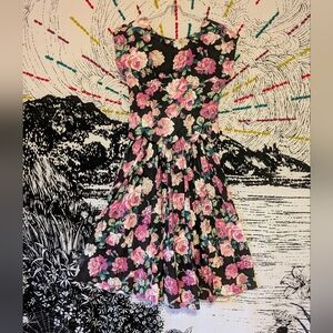 Vintage 80s 90s Floral Scalloped Grunge Valentine's Fit and Flare Dress